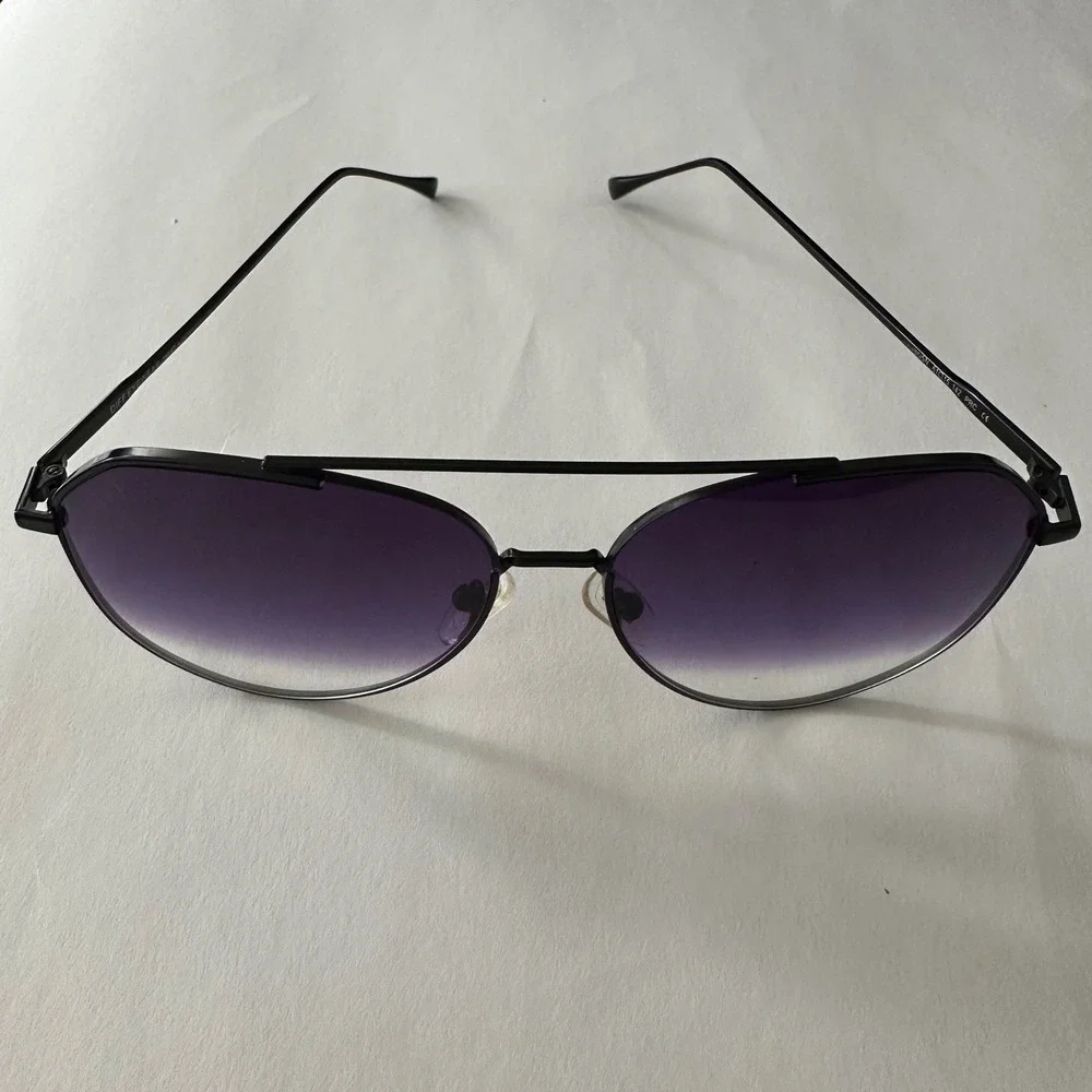 DIFF Eyewear Square Navigator Aviator Sunglasses Black Purple Gradient 61-15-142